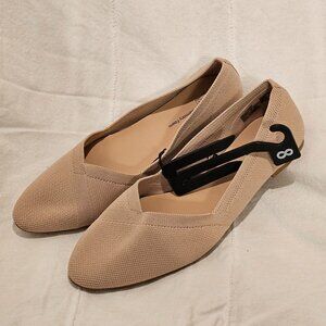 Time and Tru flats (size 8)
